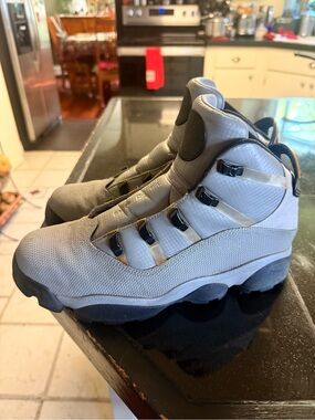 Jordan Men's Grey and Black 6 ring